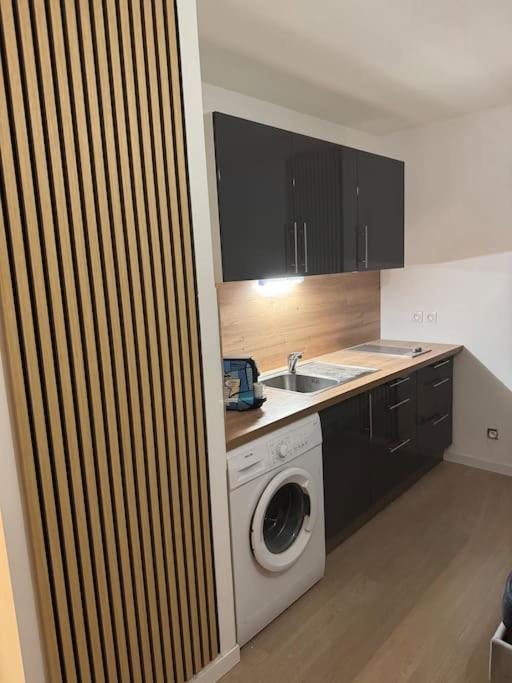 O Sand Stras Studio 25M Carre Strasbourg Eksteriør bilde